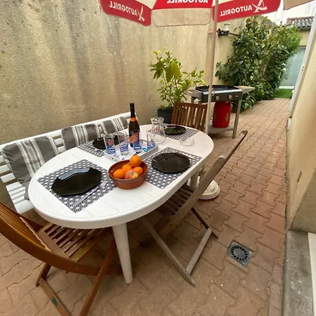 La Maison Des Chez Genevieve & Norbert 6 A 8 Personnes 펜션 *