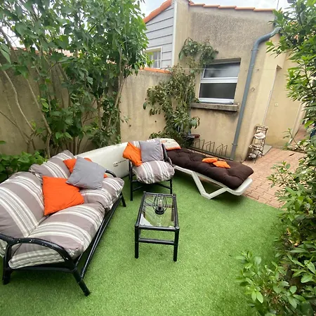 La Maison Des Chez Genevieve & Norbert 6 A 8 Personnes